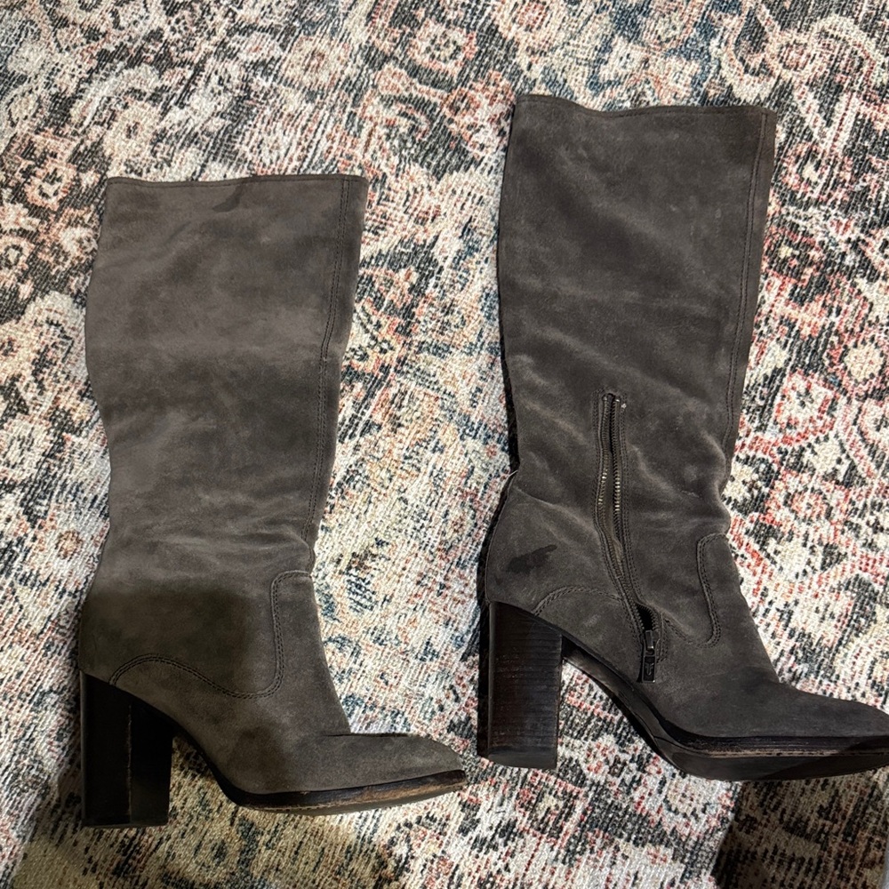 Frye Sadie Softly tall